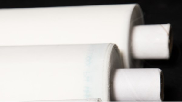 如何增強尼龍網廠家產品的耐磨性且不會產生嘯叫聲{旭瑞網業}